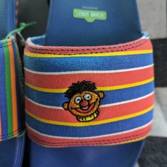 Vans La Costa Slide On Kids 4 Youth Bert And Ernie Sesame Street Blue Red 022025 - Picture 5 of 12
